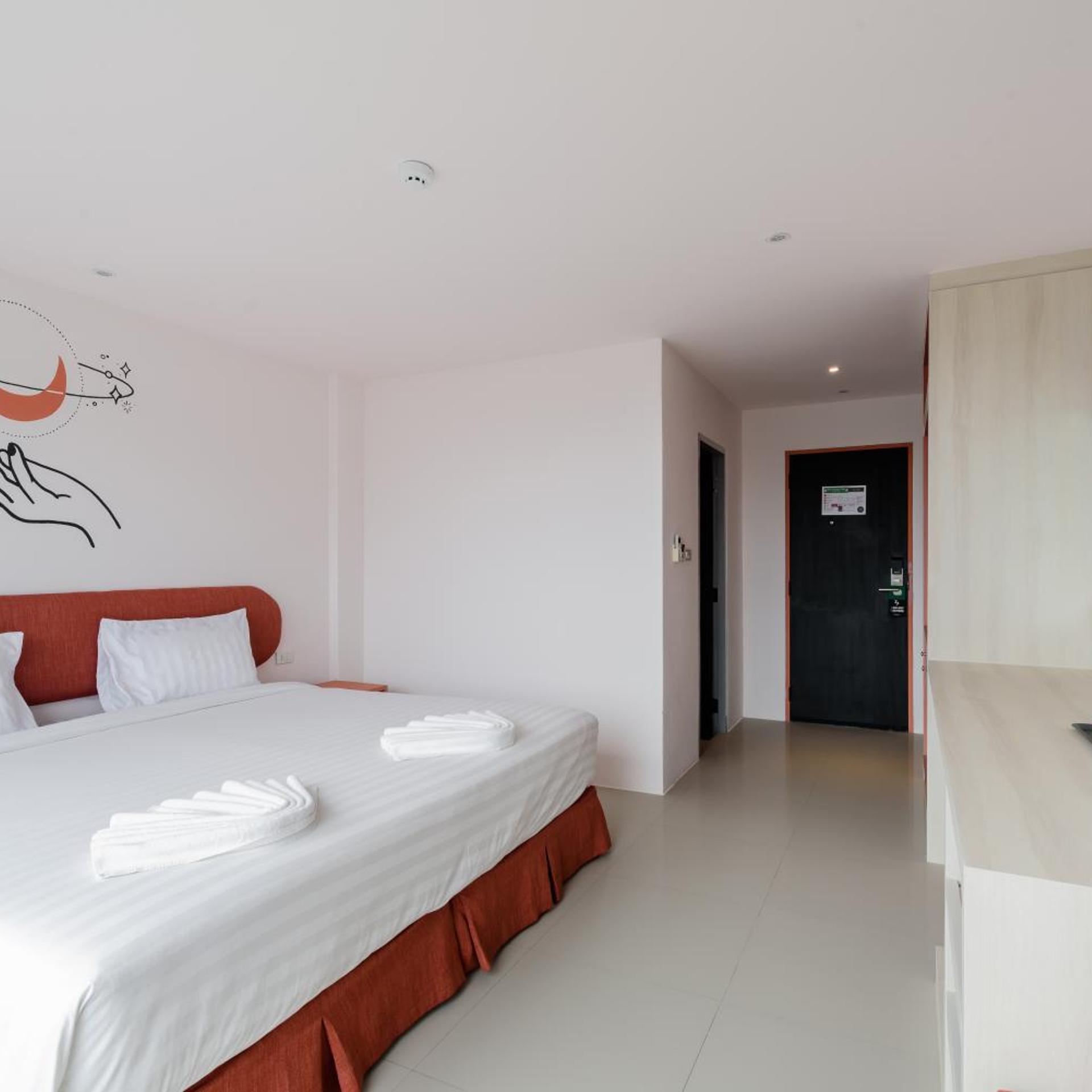 Moon Budget Hotel 8/37