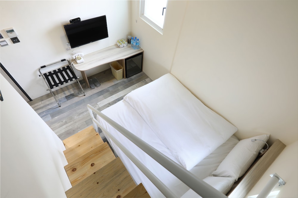 Mini Hotels (Taichung Station Branch) 14/49