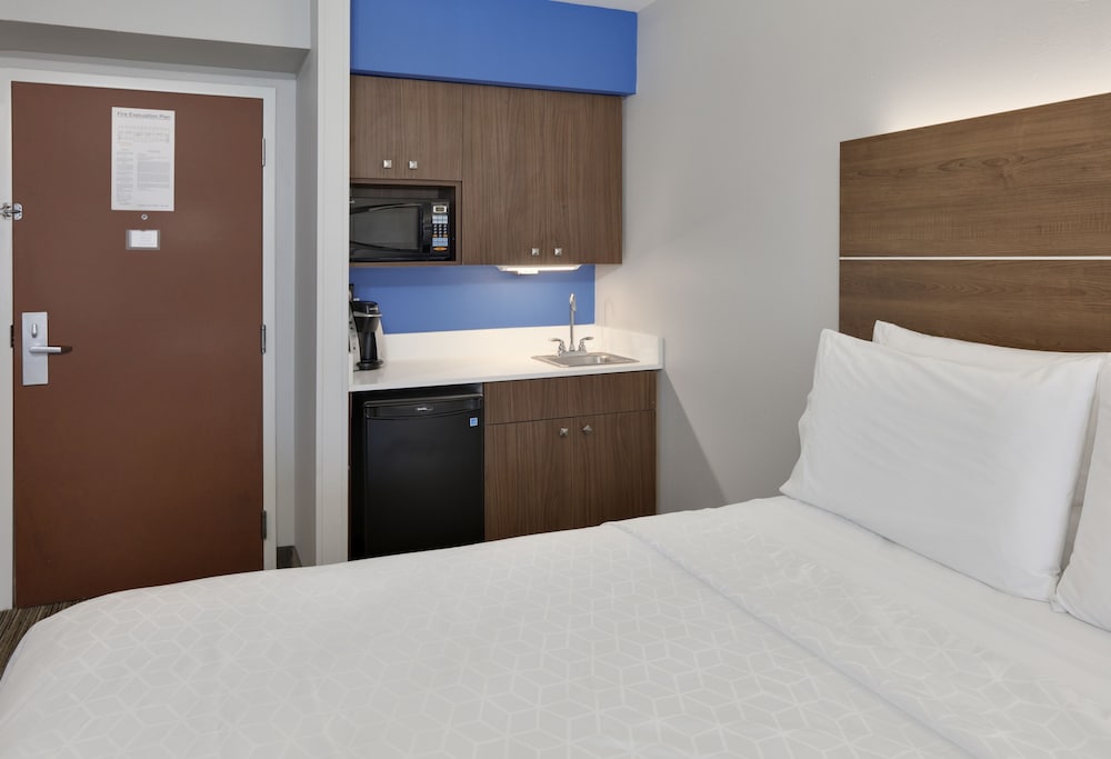 Holiday Inn Express Hotel And Suites Irving Conv Ctr Las Colinas 16/54