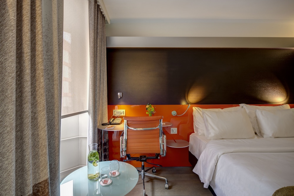 Design Hotel F6 15/44
