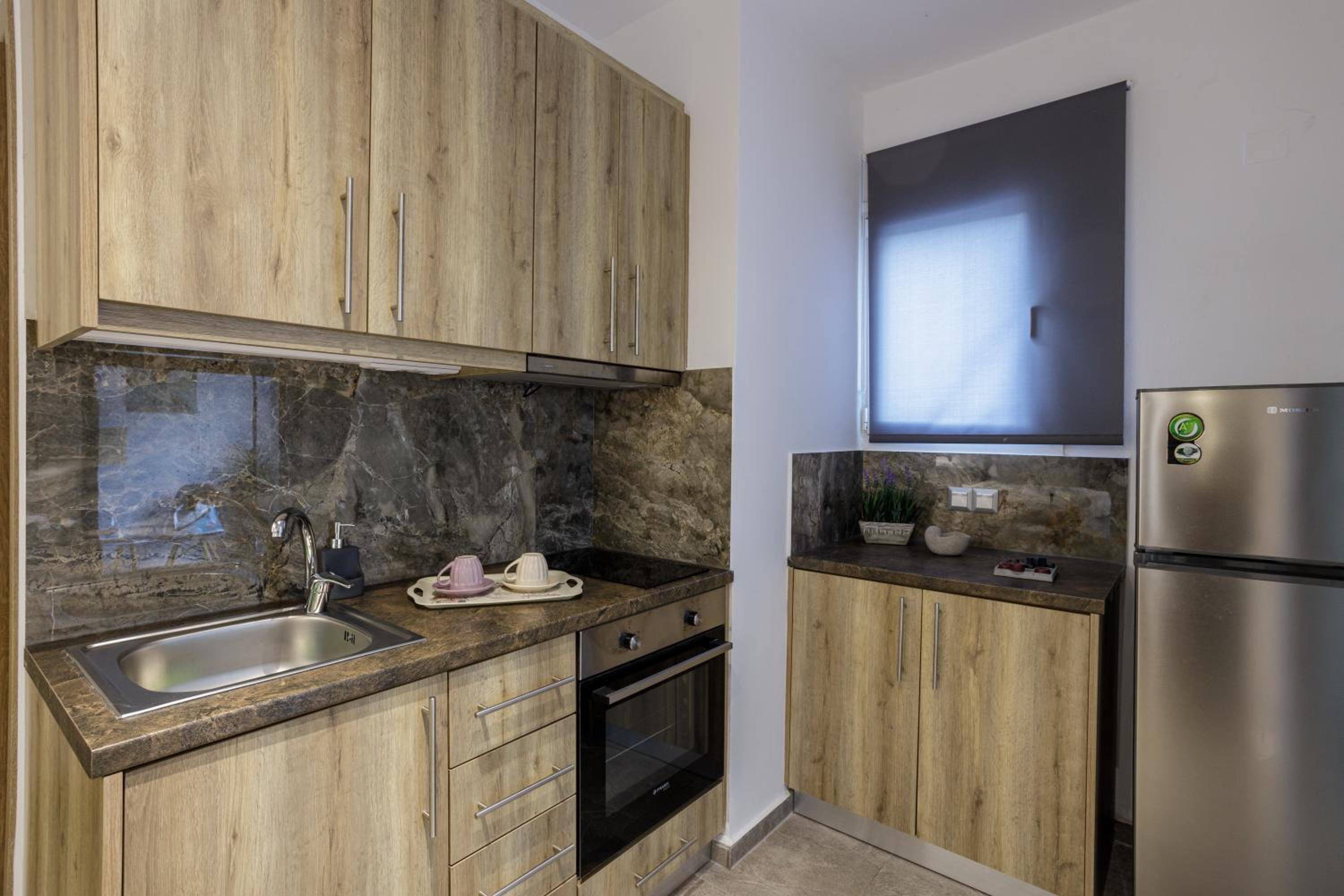 Semes Luxury Apts By Estia 18/20