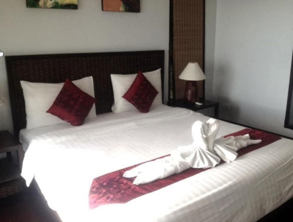 Pavilion, Deluxe, King Bed