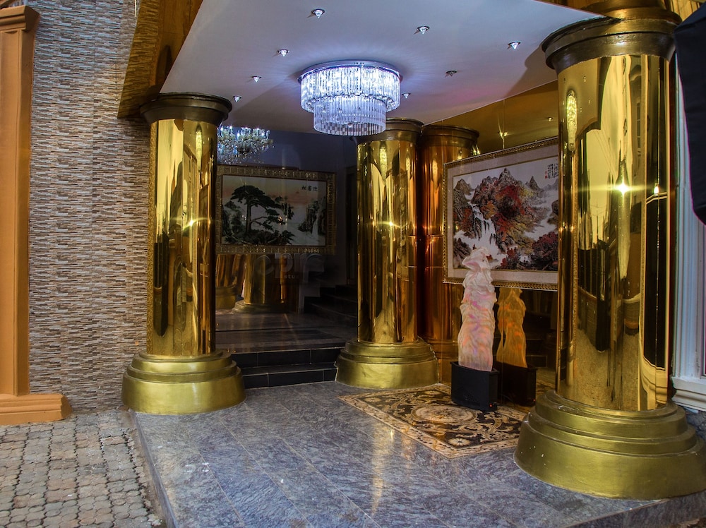 E-Suite Hotel 3/37