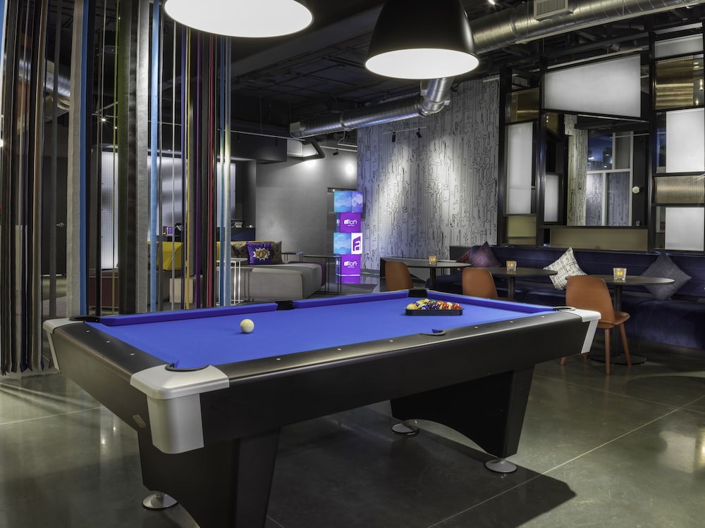 Aloft Gainesville University Area 28/37