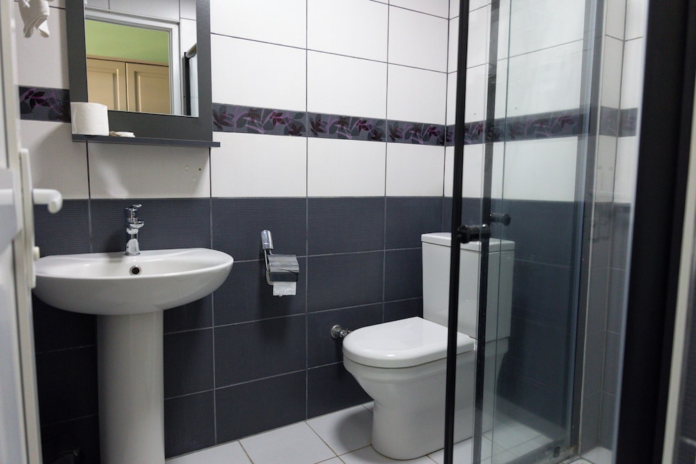 Otel 57 50/50