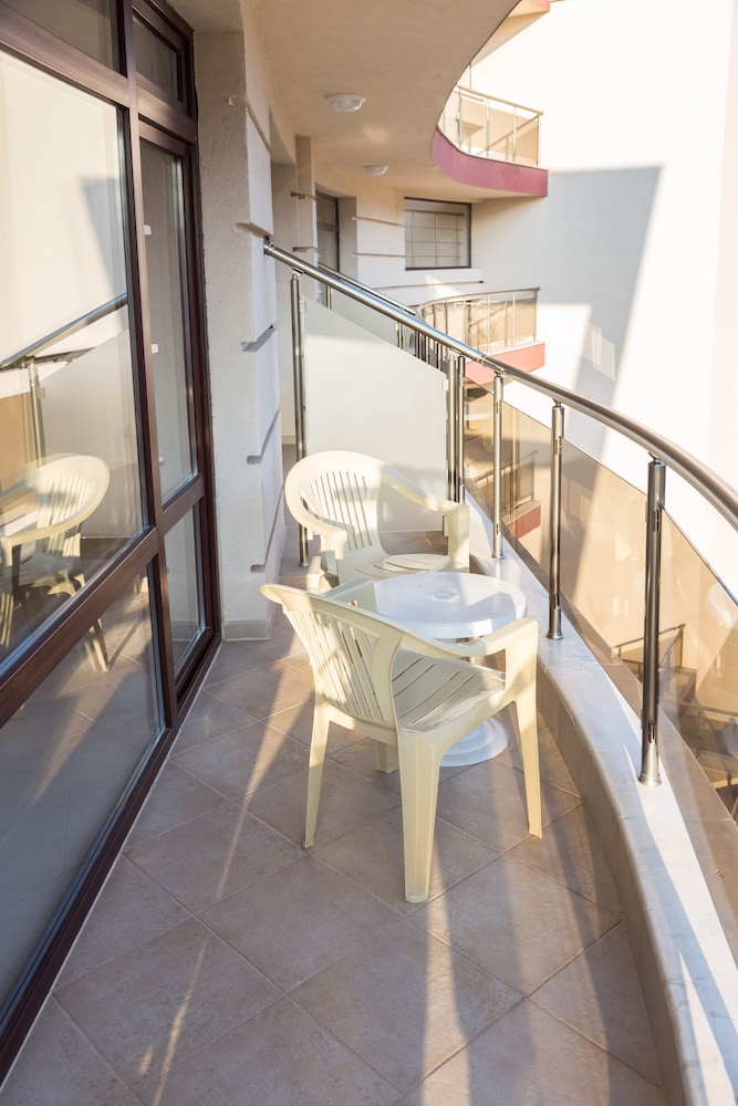 Saint Valentine Hotel 21/43
