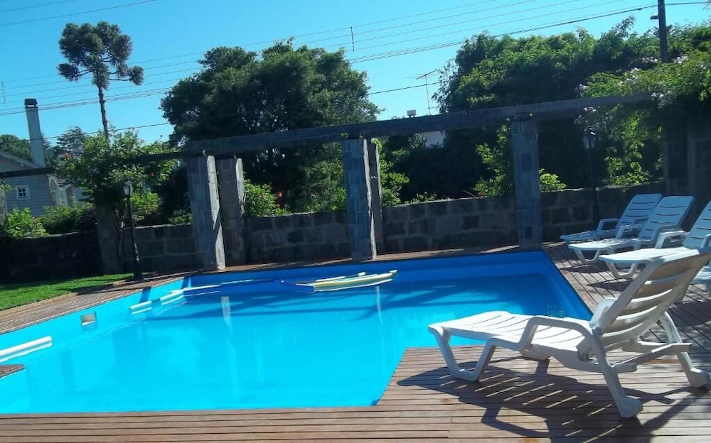 POUSADA CASA ROSA 34/42