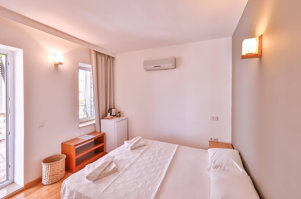 Hotel Luna Kas 12/50