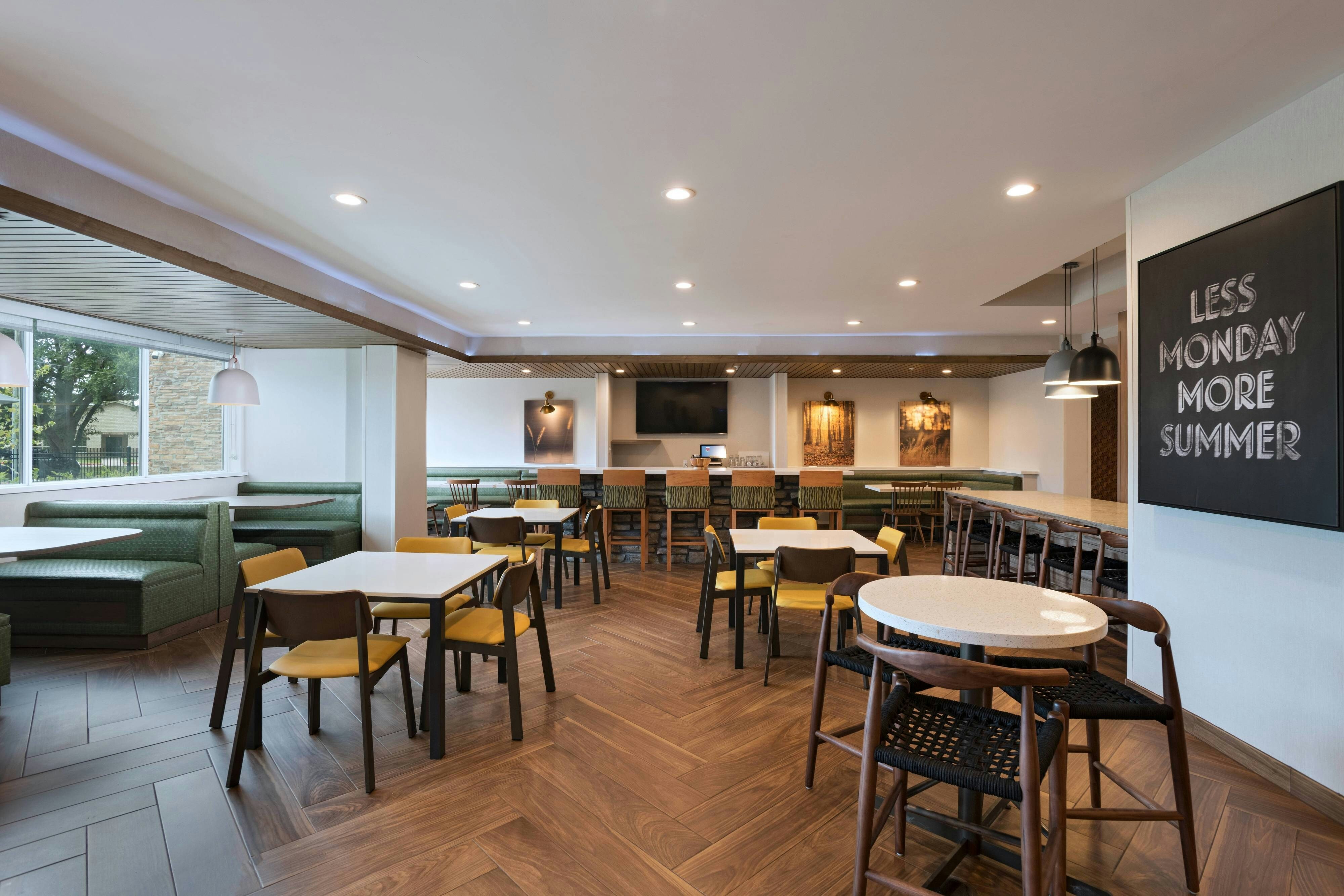 Fairfield Inn & Suites By Marriott Houston Missouri City 22/30