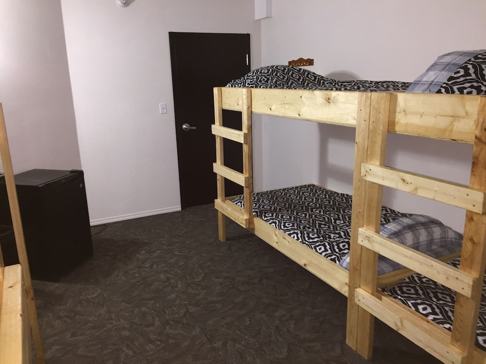 Invermere Hostel 23/30