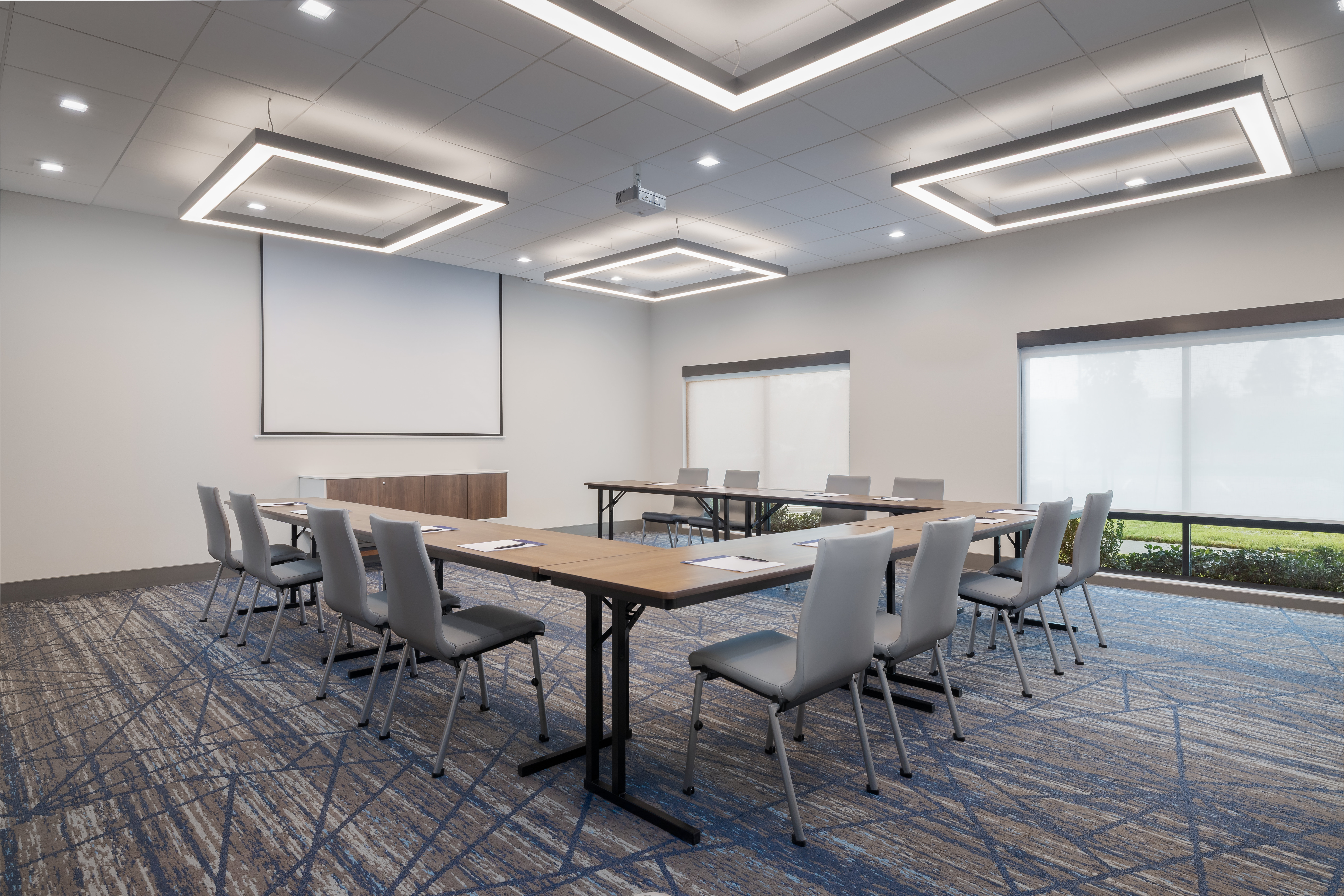 Holiday Inn Express & Suites Nacogdoches Southwest by IHG 37/49