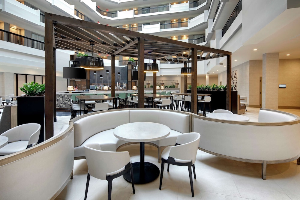 Embassy Suites By Hilton Atlanta Perimeter Center 48/60
