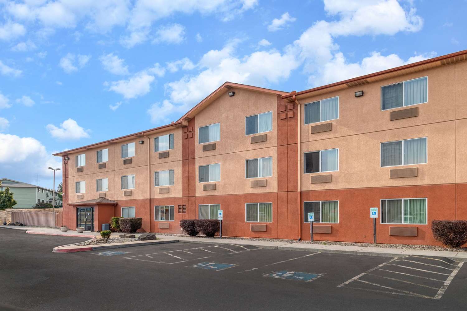 Super 8 By Wyndham The Dalles OR 19/24