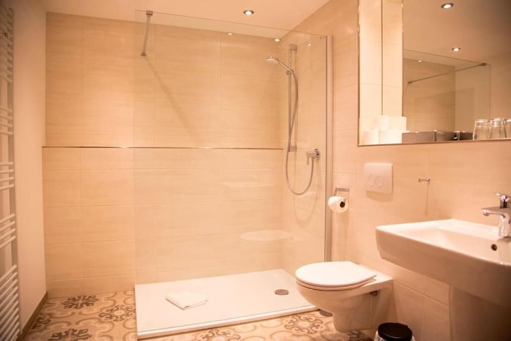 Hotel zum Goldenen Stern 41/50