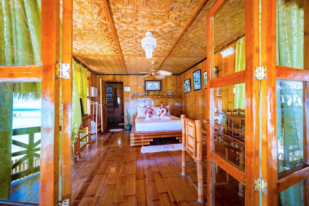 The Coral Blue Oriental Beach Villas And Suites 21/65