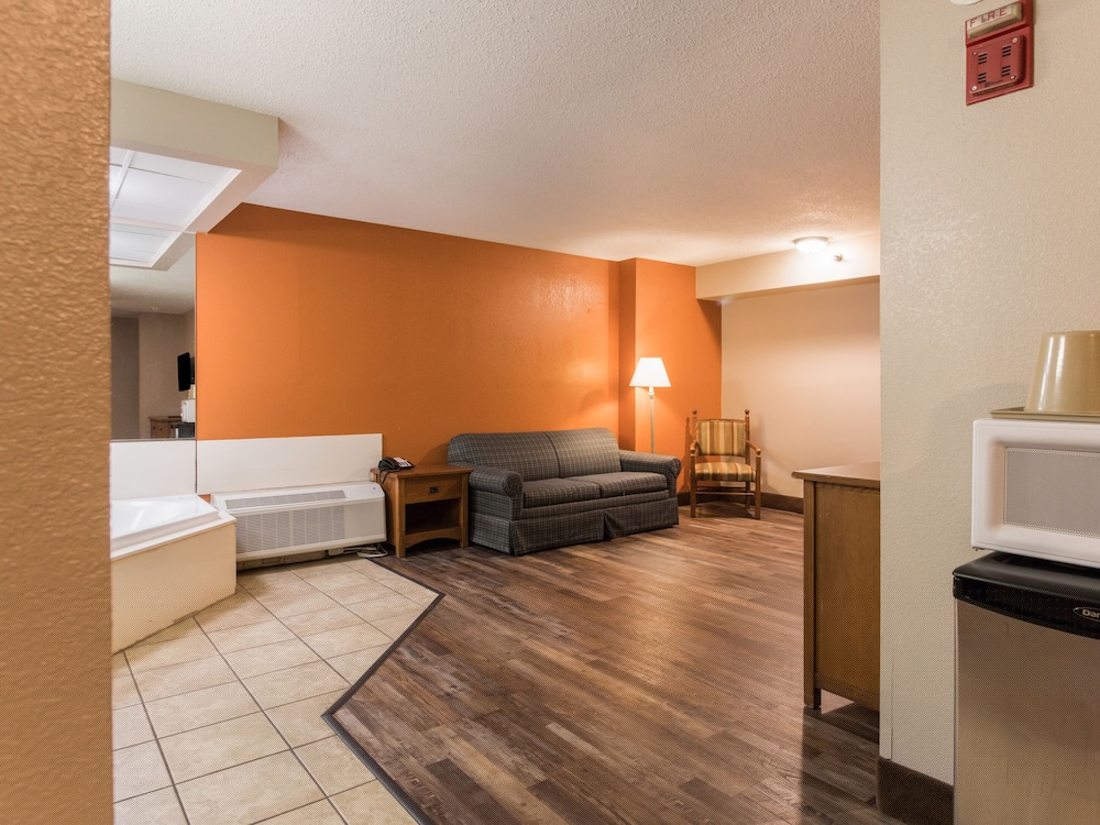 Mountain Vista Inn and Suites 36/57