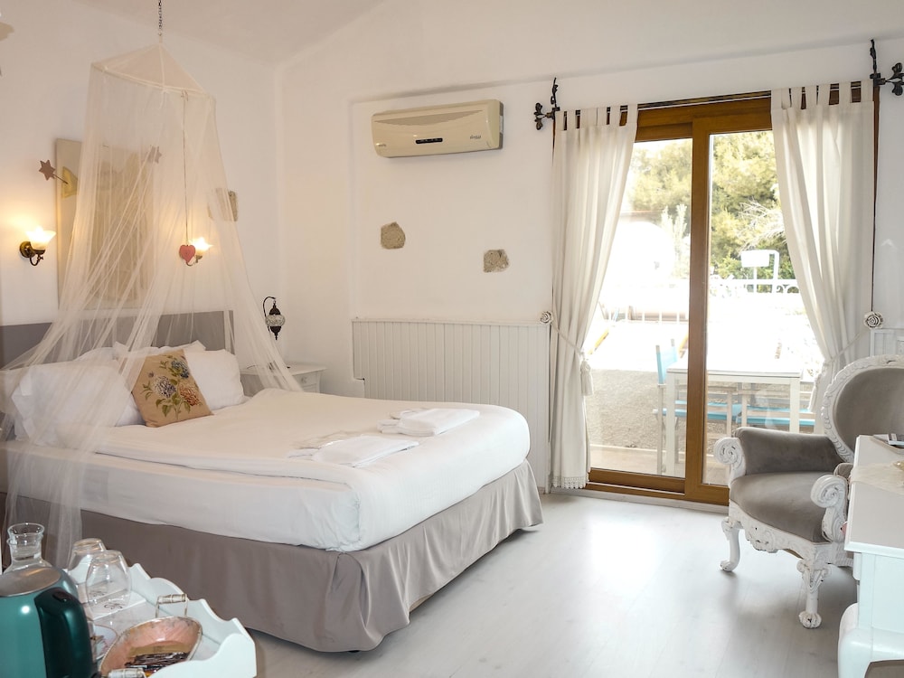 Peri Art Hotel 12/43