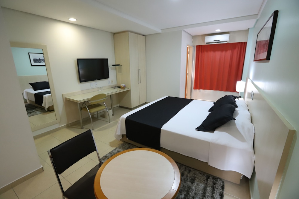 Maione Hotel 9/50
