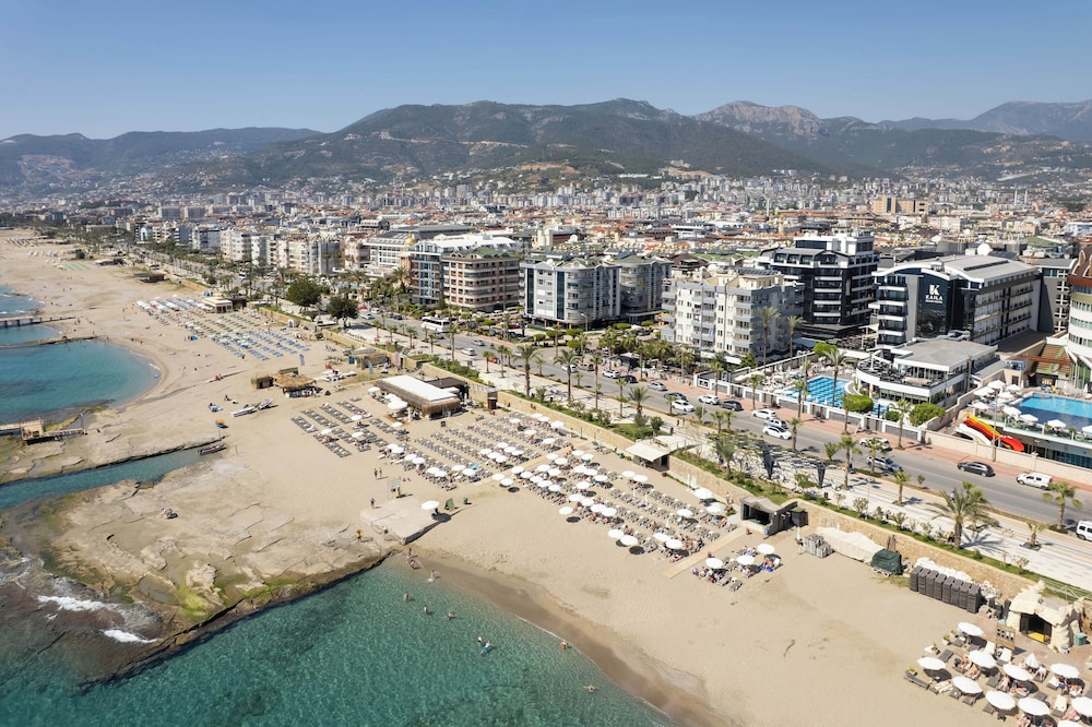 Kaila Beach Hotel 46/50