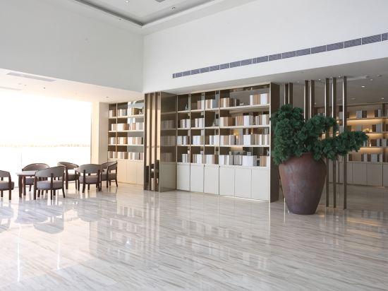 Ji Hotel (Shanghai Wildlife Park) 18/27