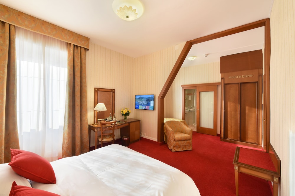GOLF HOTEL RENE CAPT 15/67