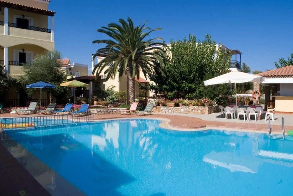 Lilium Village Hotel 48/50