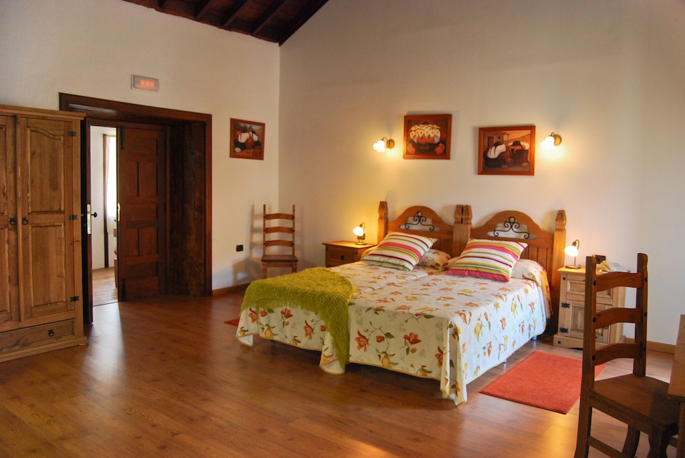 Bentor Rural Hotel 13/50