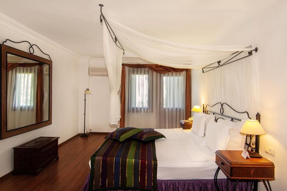 Kumlubuk Maris Hotel 9/29