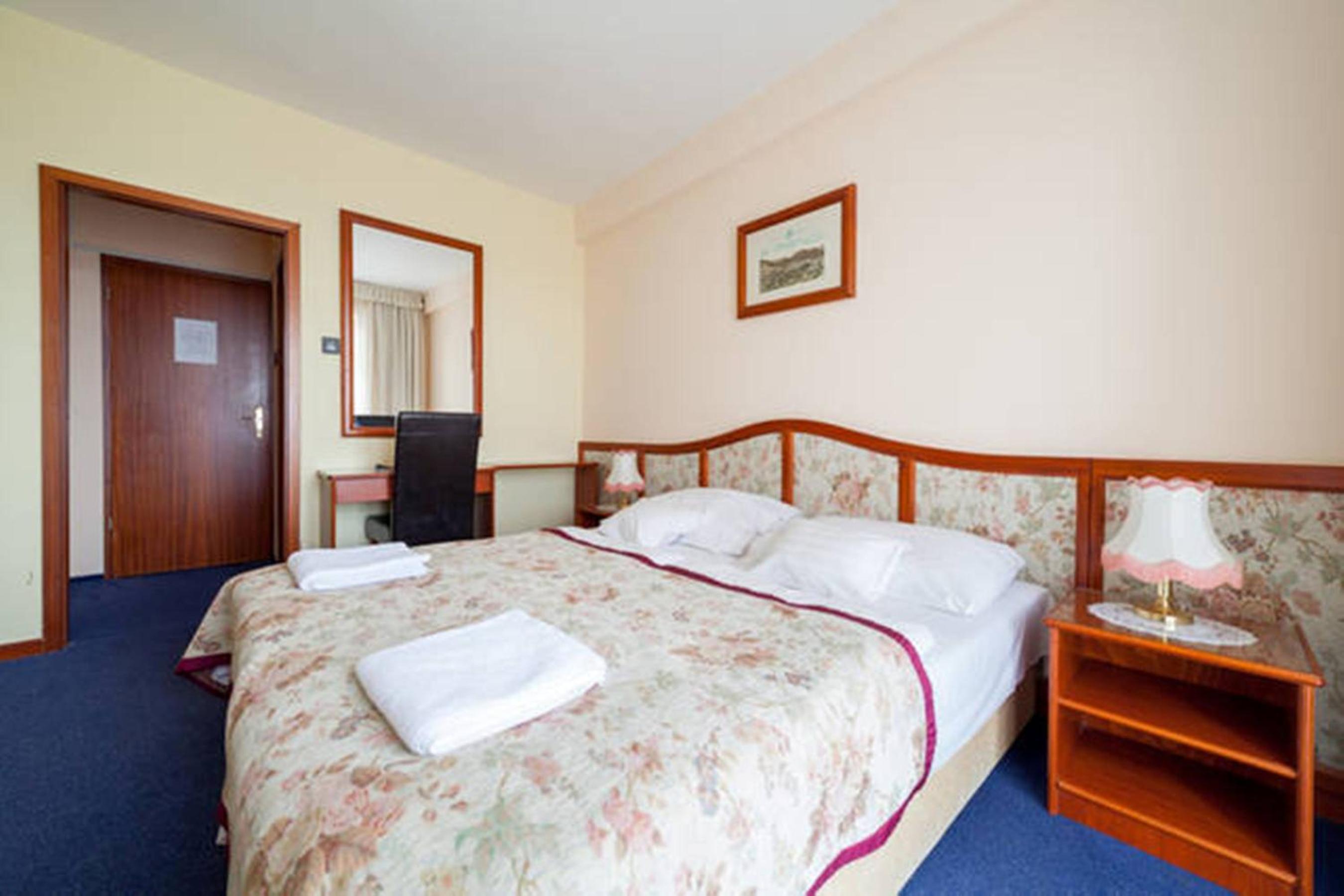 Bobbio Hotel 20/55