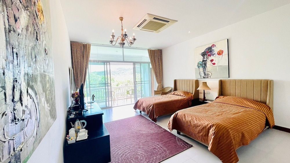 Baan Ing Khao 12/50
