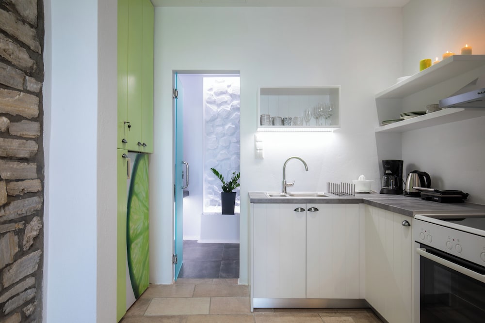 Arco Naxos Luxury Apartments 67/76