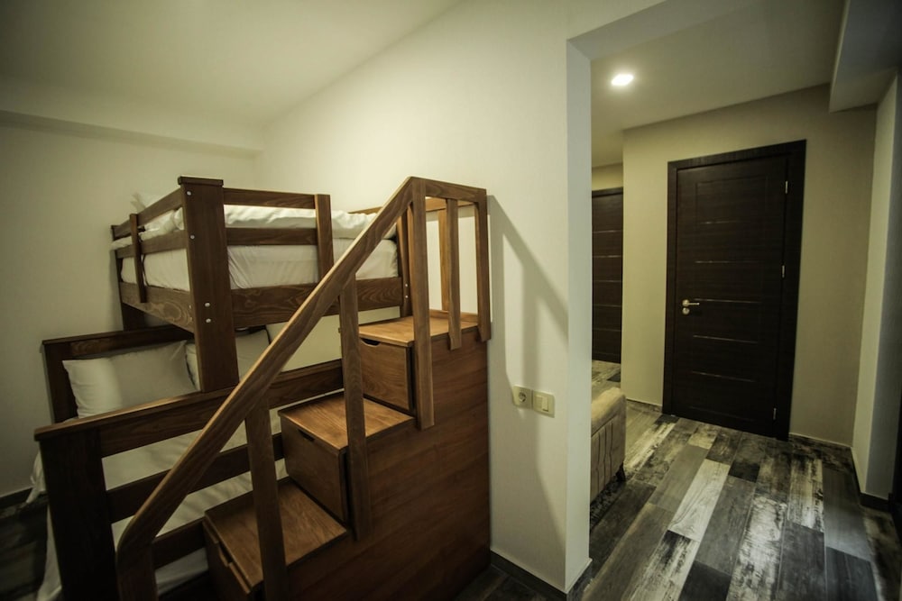 Borjomi Underwood Hotel 40/60