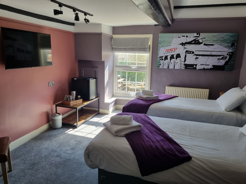 The Plough Inn 24/62