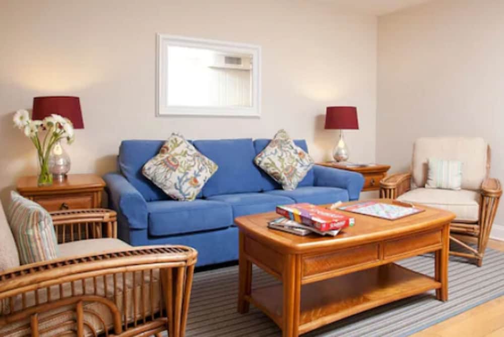 Sandpiper Beach Club 26/50