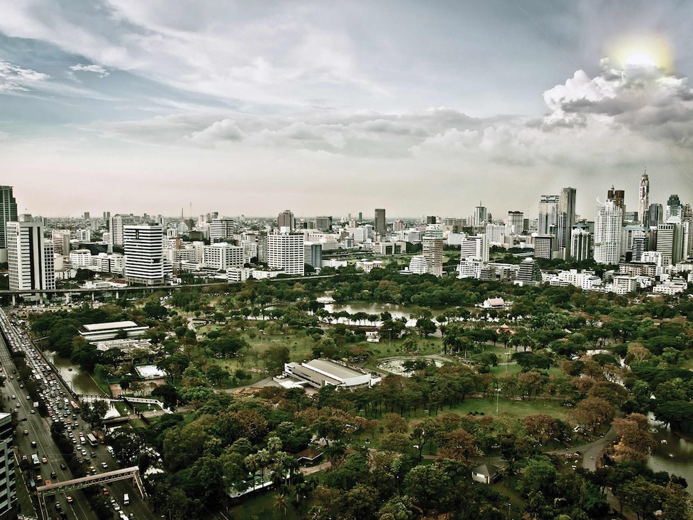 SO Bangkok 71/75