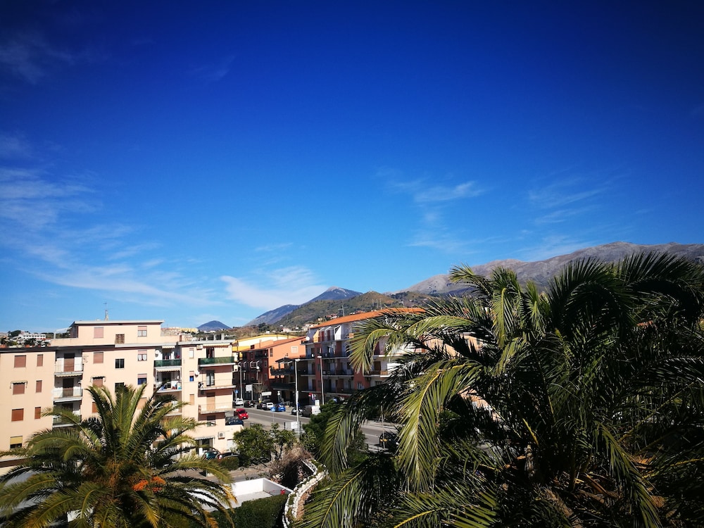 Santa Caterina Village 30/36