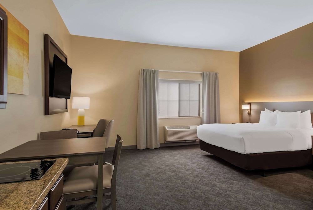 Comfort Inn and Suites Barnesville Frackville 17/56