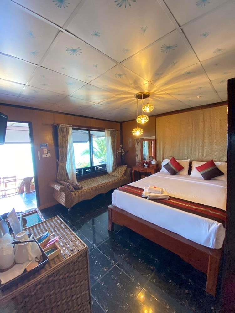 Bungalow, Queen Bed, Beach Front
