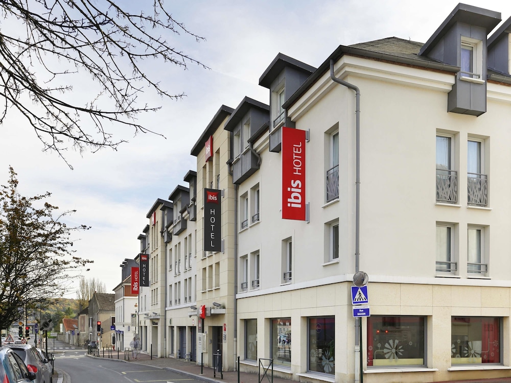 Ibis Etampes 3/69