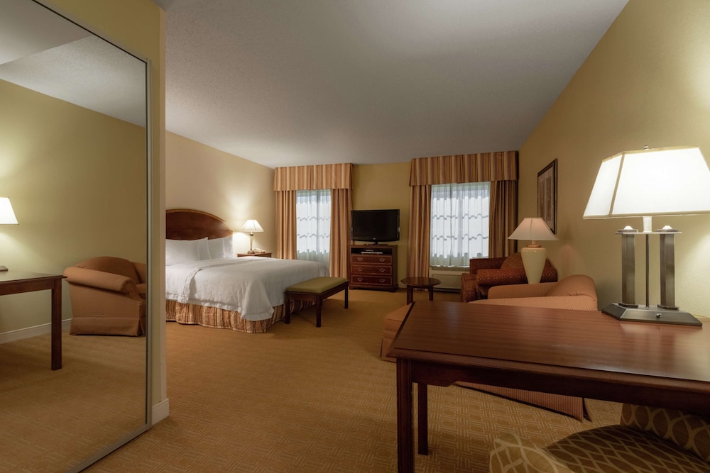 Hampton Inn & Suites Vicksburg 38/46