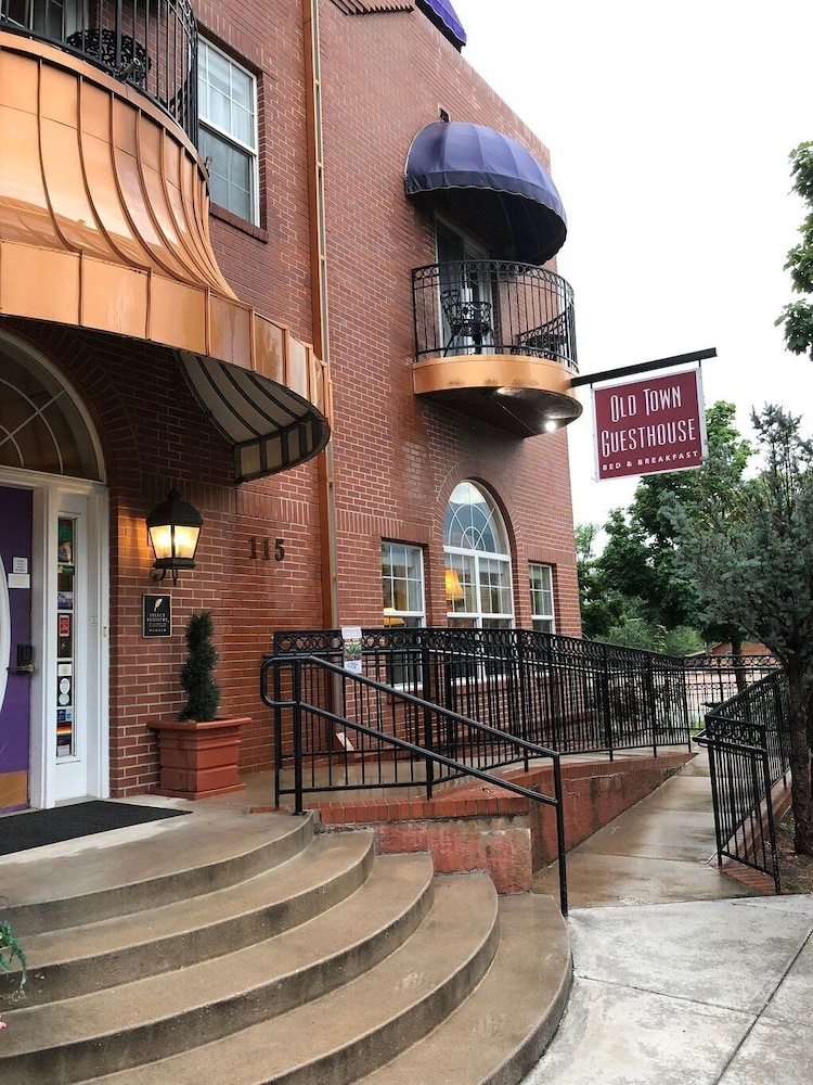 Old Town GuestHouse 4/50