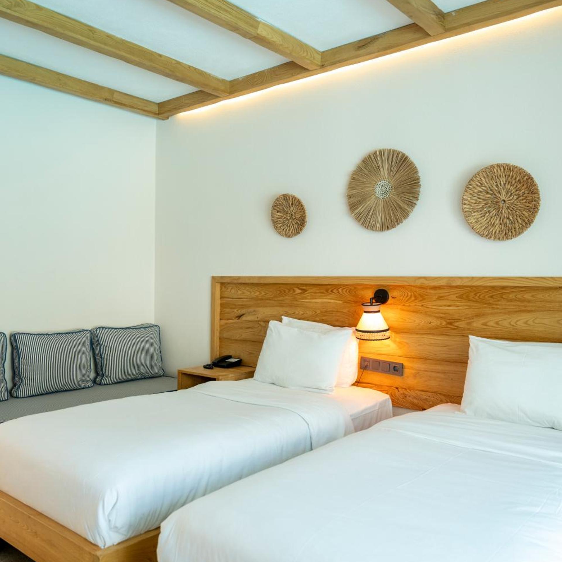 Room, Twin Beds, Pool Access
