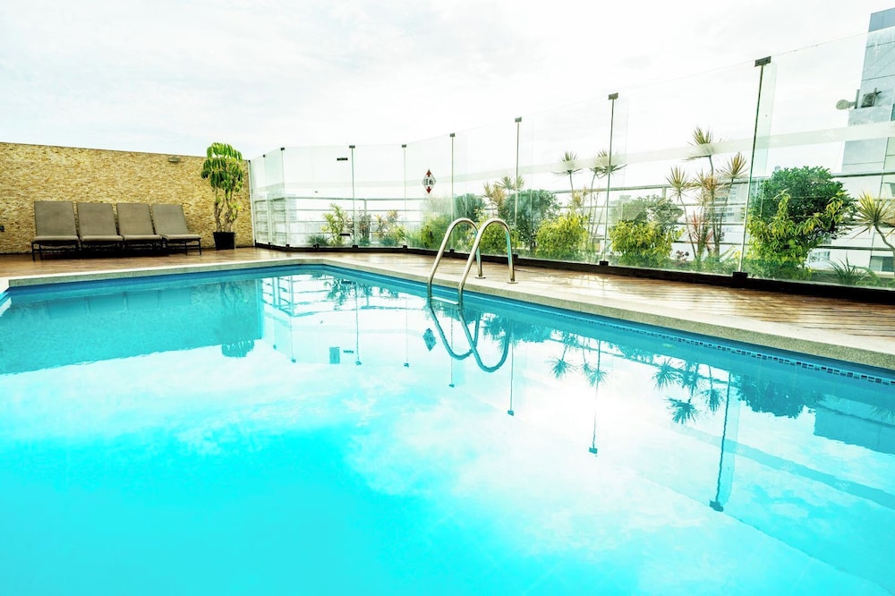 Hotel Jose Antonio Executive 32/46