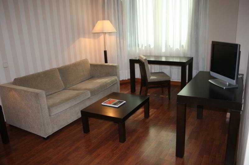 Aparthotel Th Las Rozas 21/33