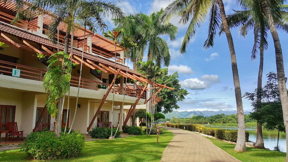 Felix River Kwai Resort 66/69