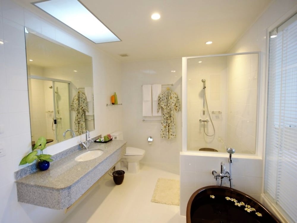 Cera Resort Cha Am 70/72