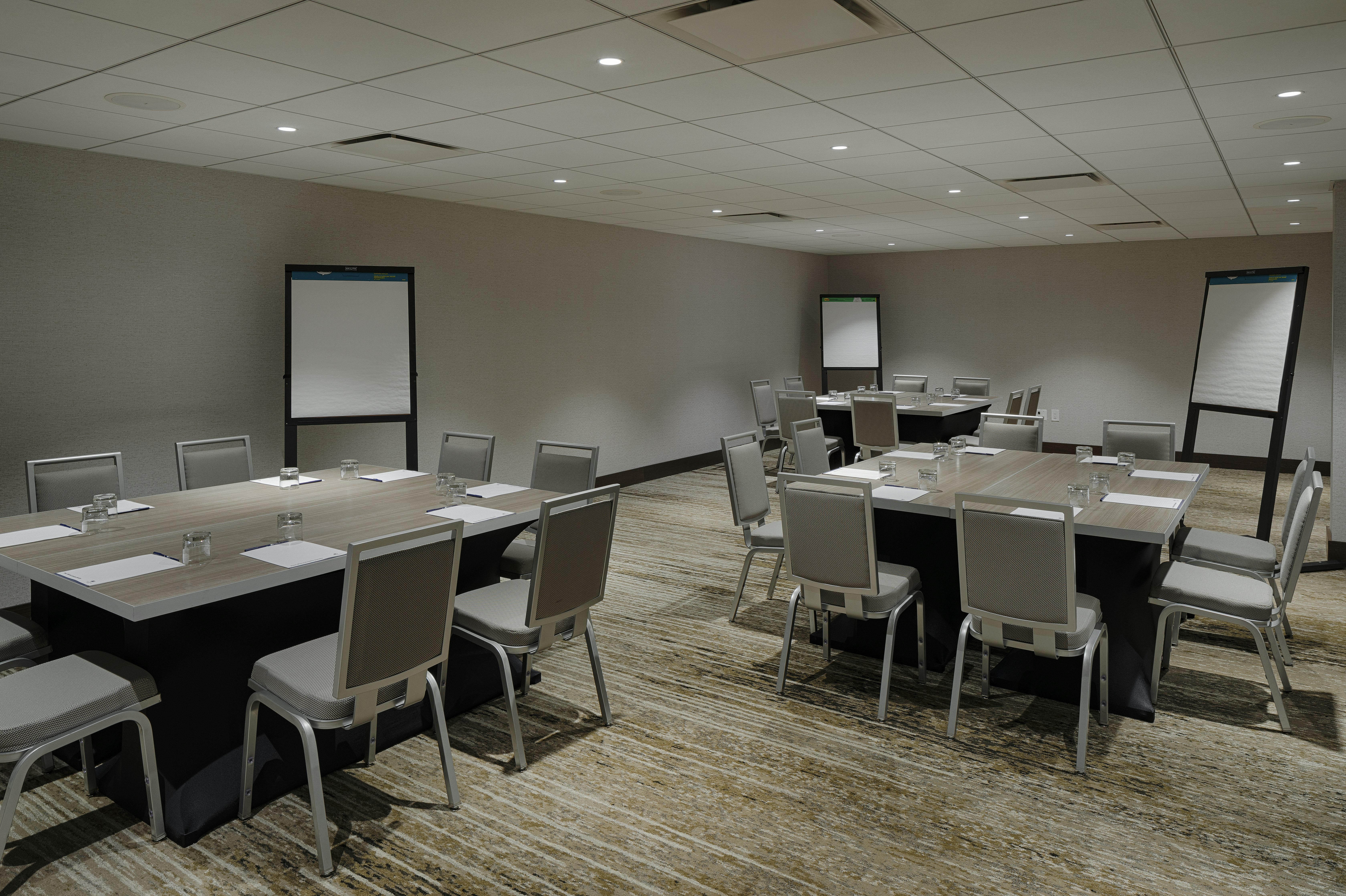 The Kingsley Bloomfield Hills - a DoubleTree by Hilton 51/62