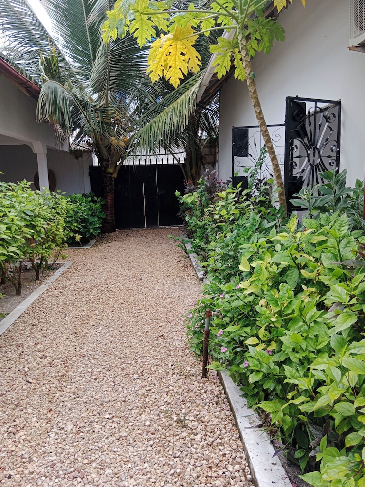 Nungwi House 25/34