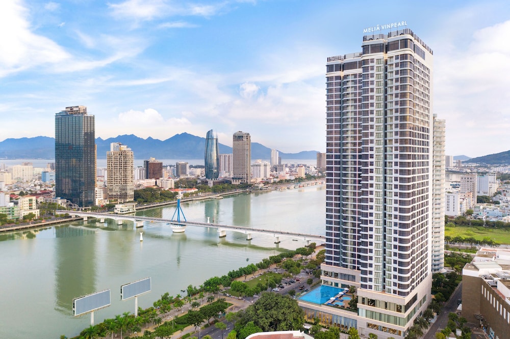 Melia Vinpearl Da Nang Riverfront 76/81