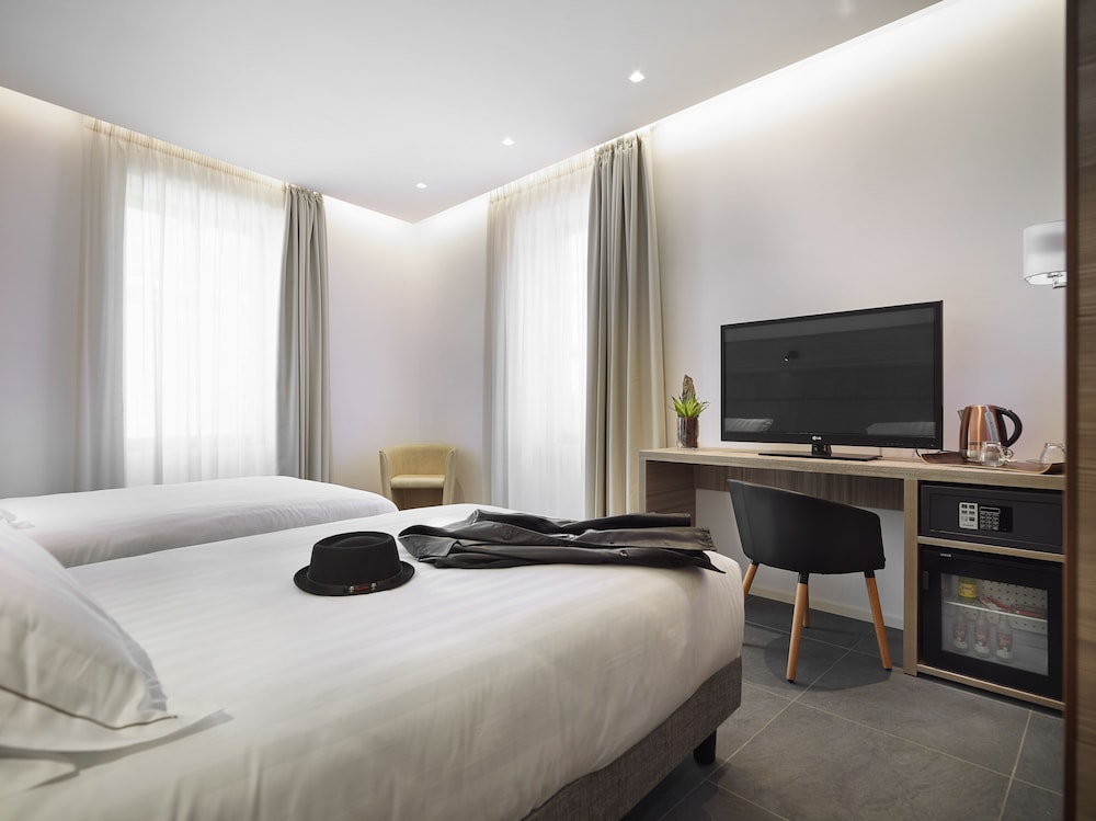 Boutique Hotel Touring 22/68